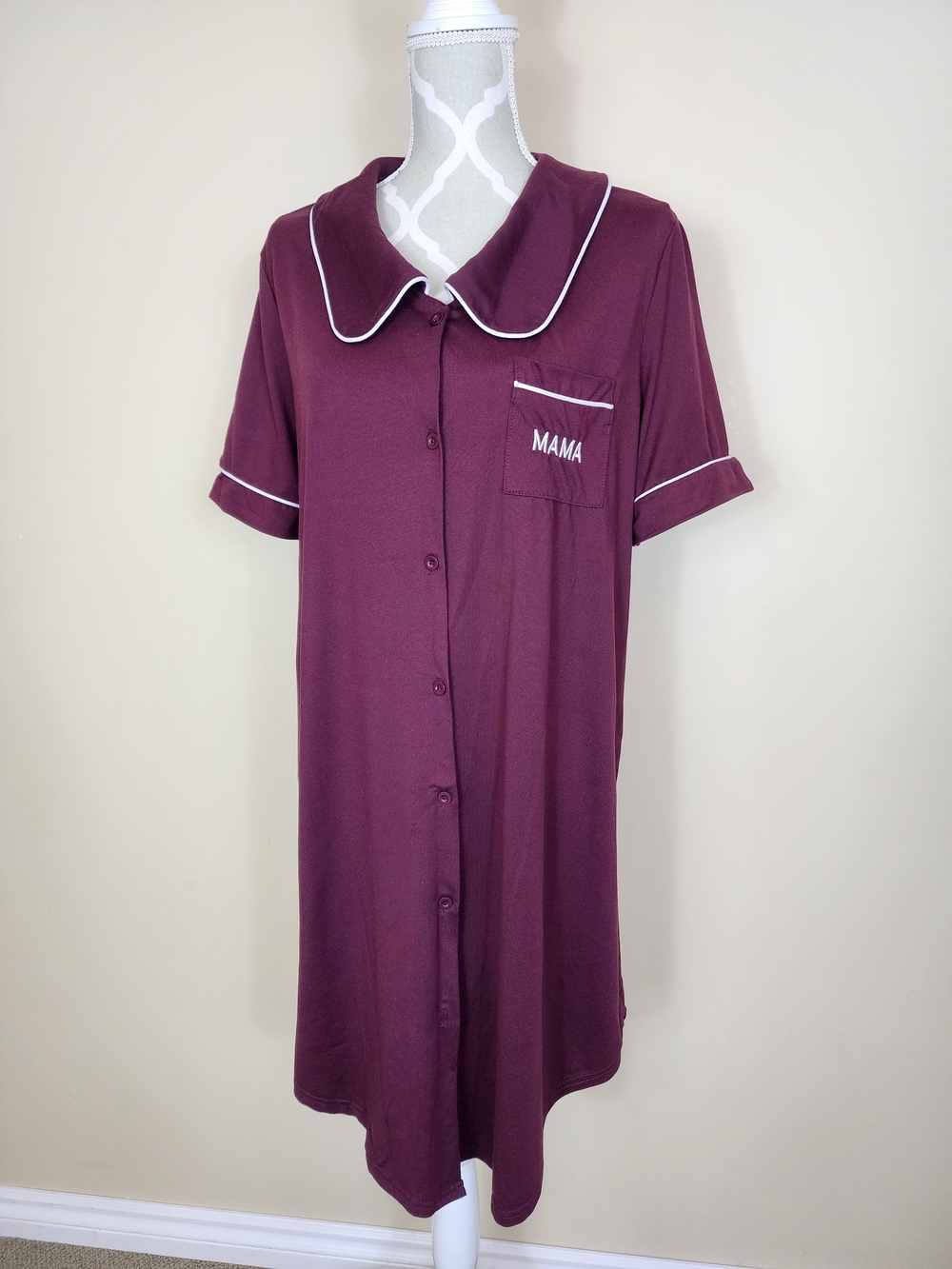 Peter Pan Collar Short Sleeve Nightgown Burgundy Embroidered Pocket Medium